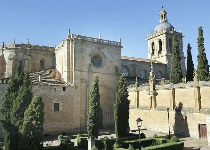 ホテル La Llave Del Campo *